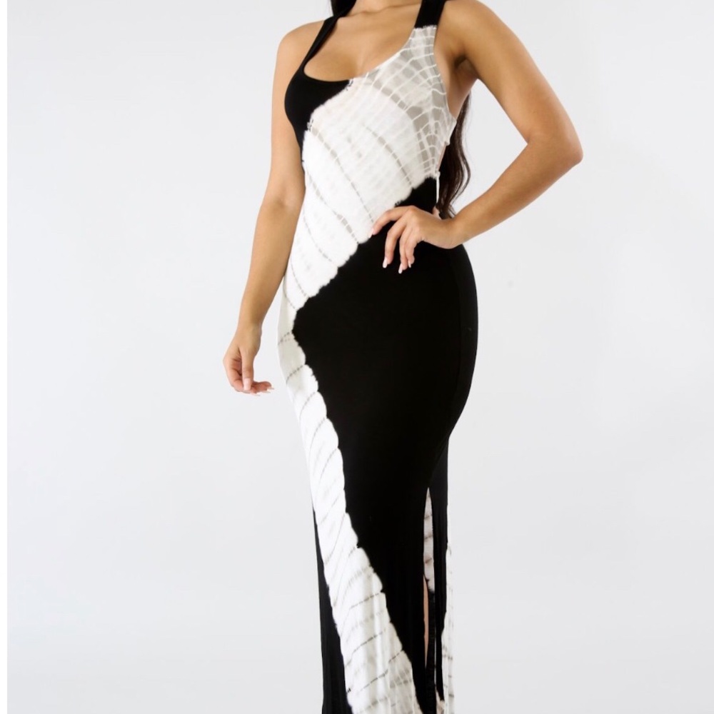 Dress - Picture 3 of 4